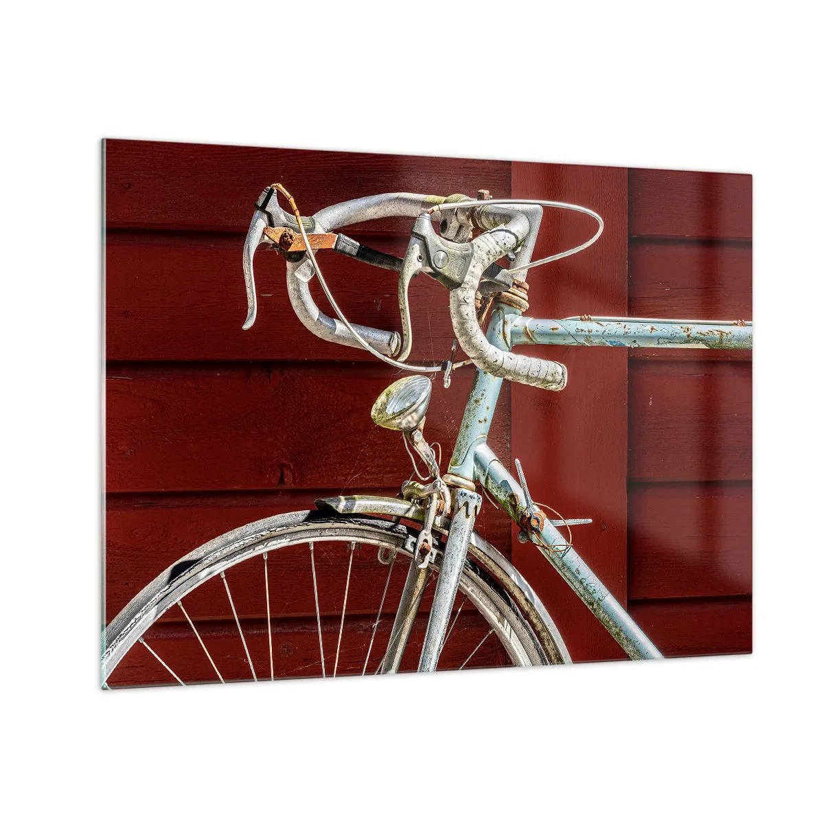 Quadro em vidro - Uma velha bicicleta de estrada da década de 1970 contra uma parede de madeira vermelha - 70x50cm - Feito para vencer - Decoração de parede moderna para a sala de estar e quarto ARTTOR