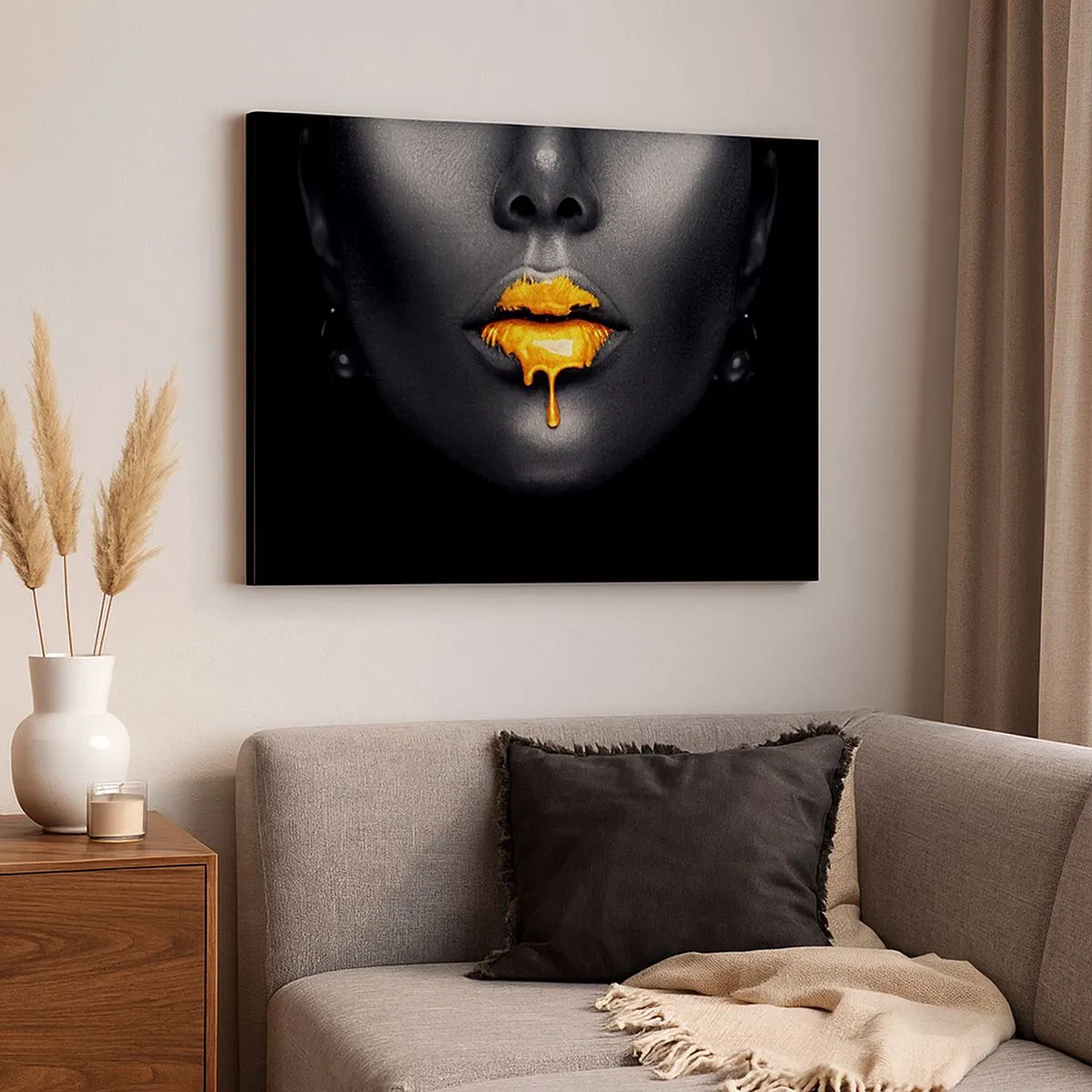 Quadro em tela - Retrato em preto e dourado de uma mulher com uma gota de ouro nos lábios - 70x50cm - Boca dourada - Decoração de parede moderna para a sala de estar e quarto ARTTOR