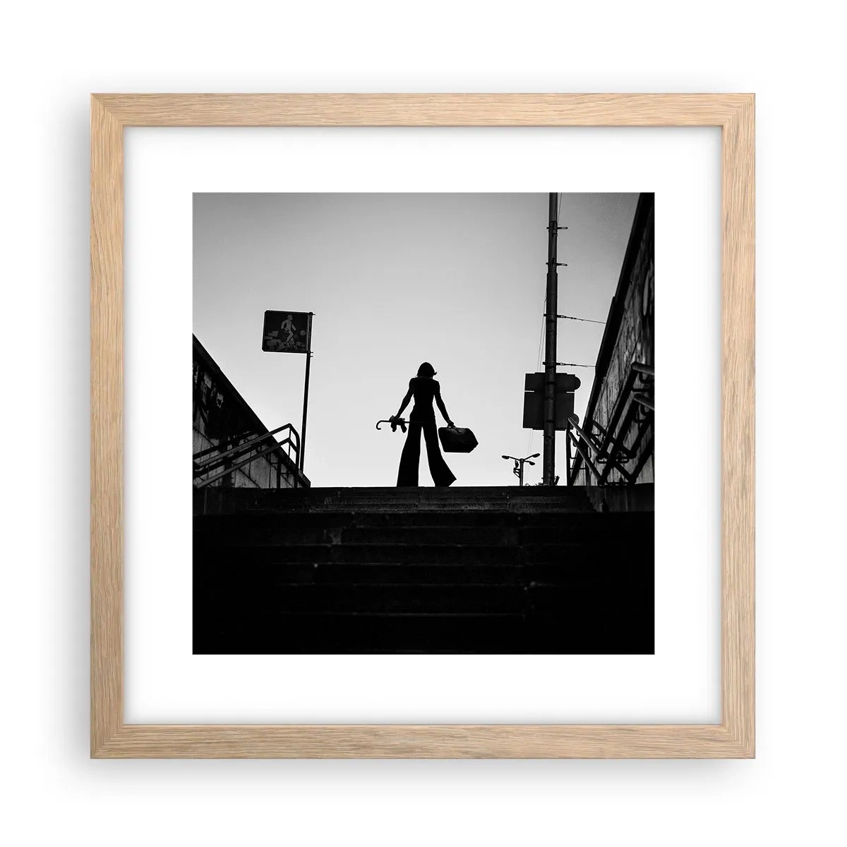Pôster com moldura de carvalho claro - Caminhadas urbanas - 30x30 cm