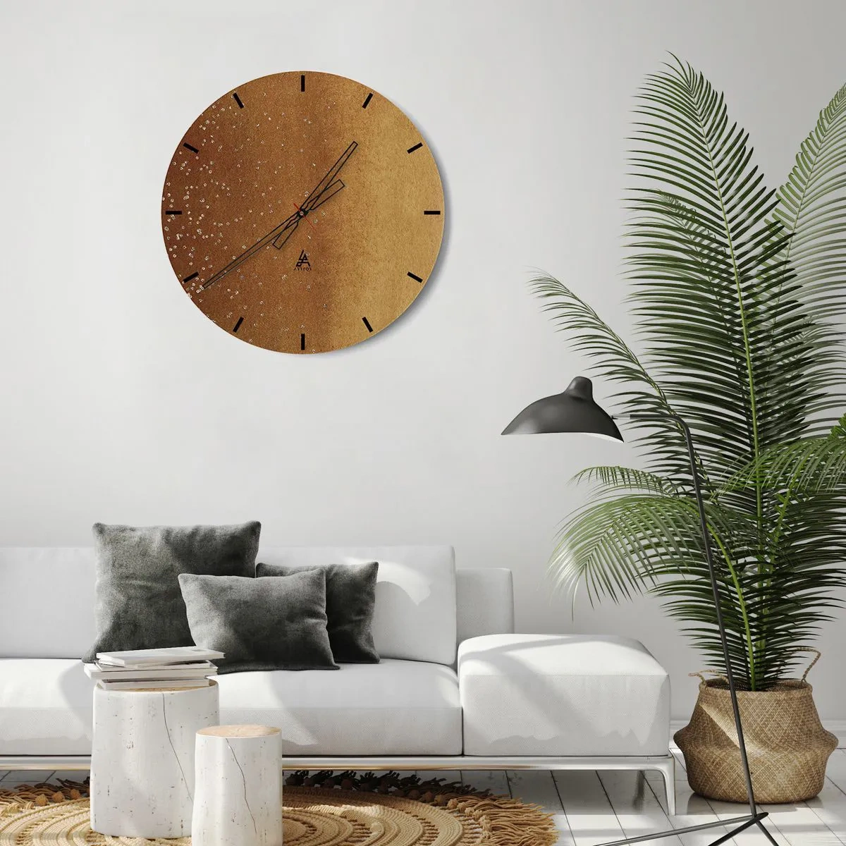 Relógio de parede - Relógio em vidro - Um padrão abstrato dourado com reflexos e texturas sutis. - 30x30cm - O nascimento da luz - Decoração de parede moderna para a sala de estar, cozinha e quarto ARTTOR