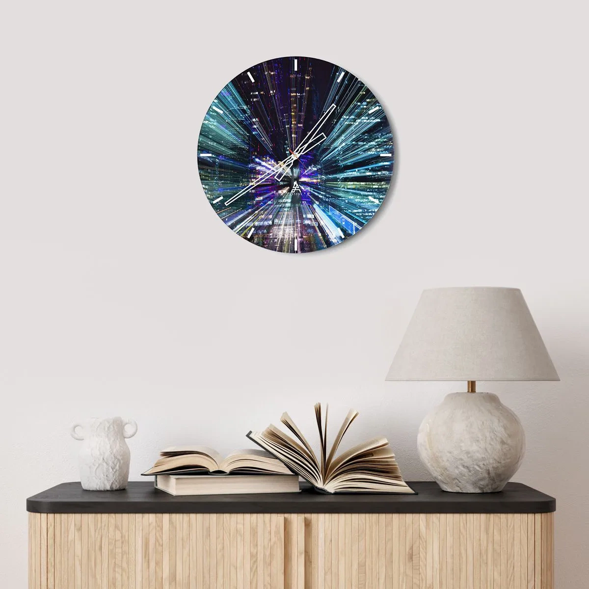Relógio de parede - Relógio em vidro - Luzes dinâmicas da cidade criando um efeito de velocidade - 30x30cm - Transição para o hiperespaço - Decoração de parede moderna para a sala de estar, cozinha e quarto ARTTOR