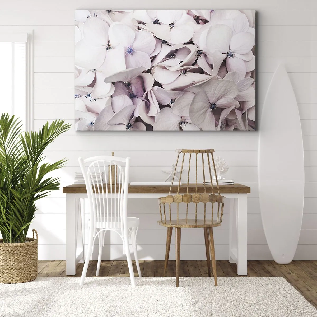 Quadro em tela - Delicadas hortênsias brancas em tons pastel - 70x50cm - Em uma inundação de flores - Decoração de parede moderna para a sala de estar e quarto ARTTOR