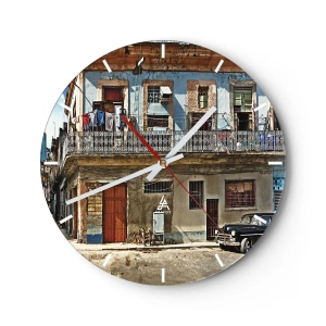 Relógio de parede - Relógio em vidro - A fachada colorida de um prédio antigo com varanda e lavanderia - 30x30cm - Vibrações de Havana - Decoração de parede moderna para a sala de estar, cozinha e quarto ARTTOR
