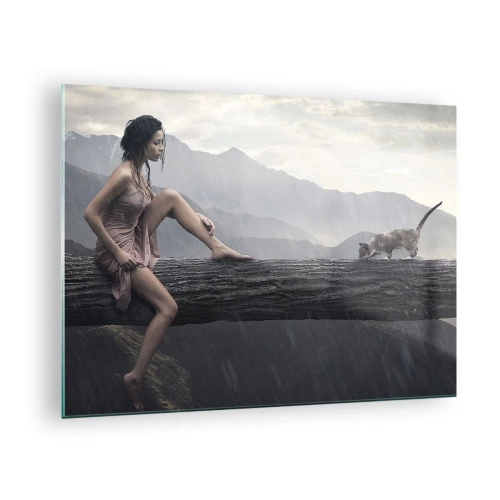 Quadro em vidro - Uma mulher e um gato em um tronco de madeira em uma paisagem chuvosa - 70x50cm - Picos de beleza - Decoração de parede moderna para a sala de estar e quarto ARTTOR
