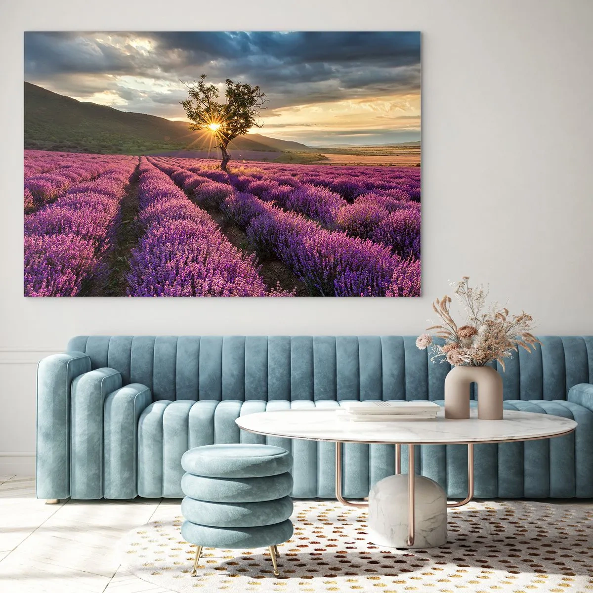 Quadro em vidro - Um campo de lavanda com uma árvore solitária sob os raios do sol poente - 70x50cm - Aroma lilás - Decoração de parede moderna para a sala de estar e quarto ARTTOR