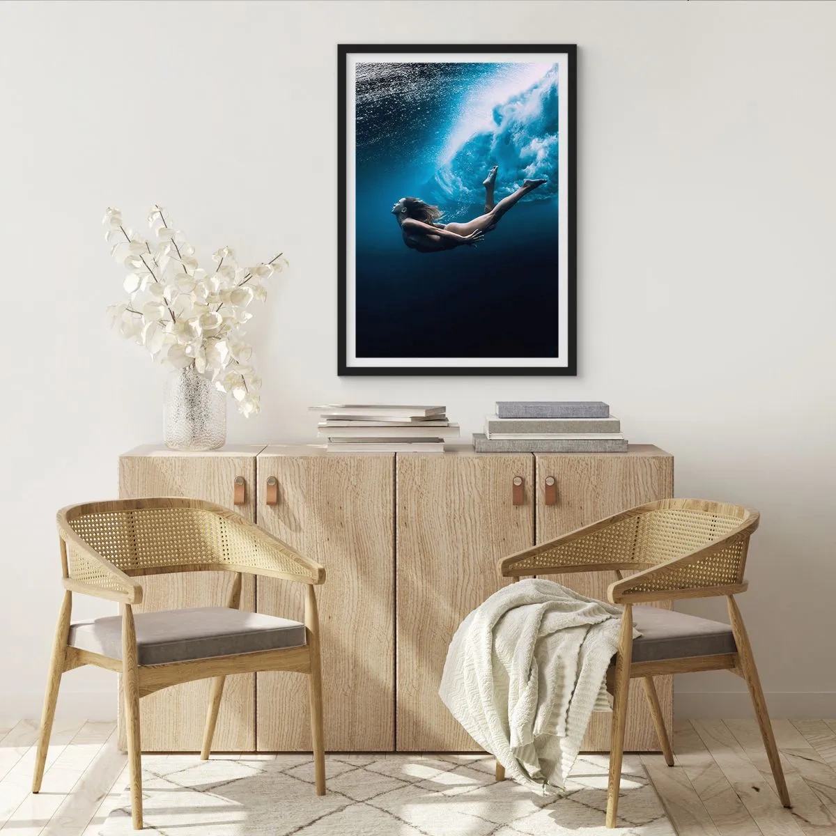 Pôster com moldura preta - Sereia moderna - 61x91 cm