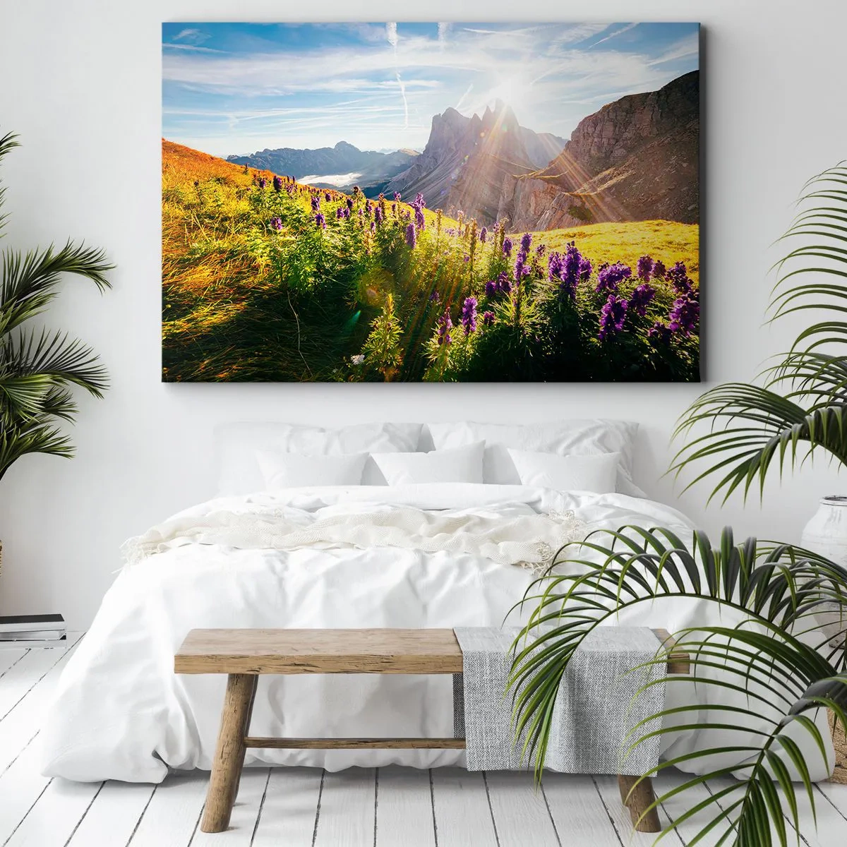 Quadro em tela - Paisagem montanhosa com flores à luz do sol nascente - 70x50cm - A vida secreta das ervas - Decoração de parede moderna para a sala de estar e quarto ARTTOR