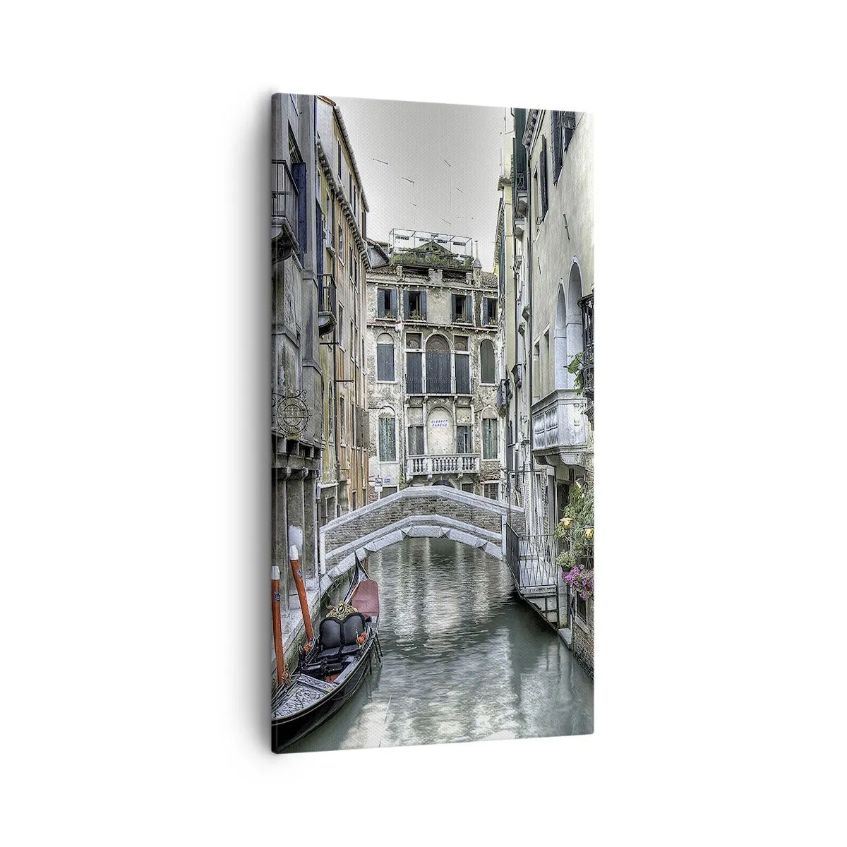 Quadro em tela - Há séculos em devaneio silencioso - 55x100 cm