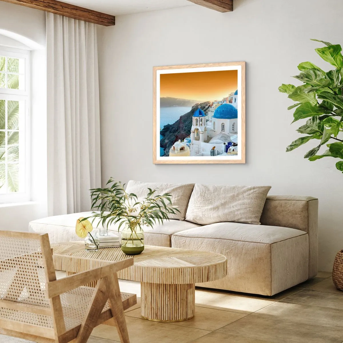 Pôster com moldura de carvalho claro - Santorini - abraçada às rochas - 50x50 cm