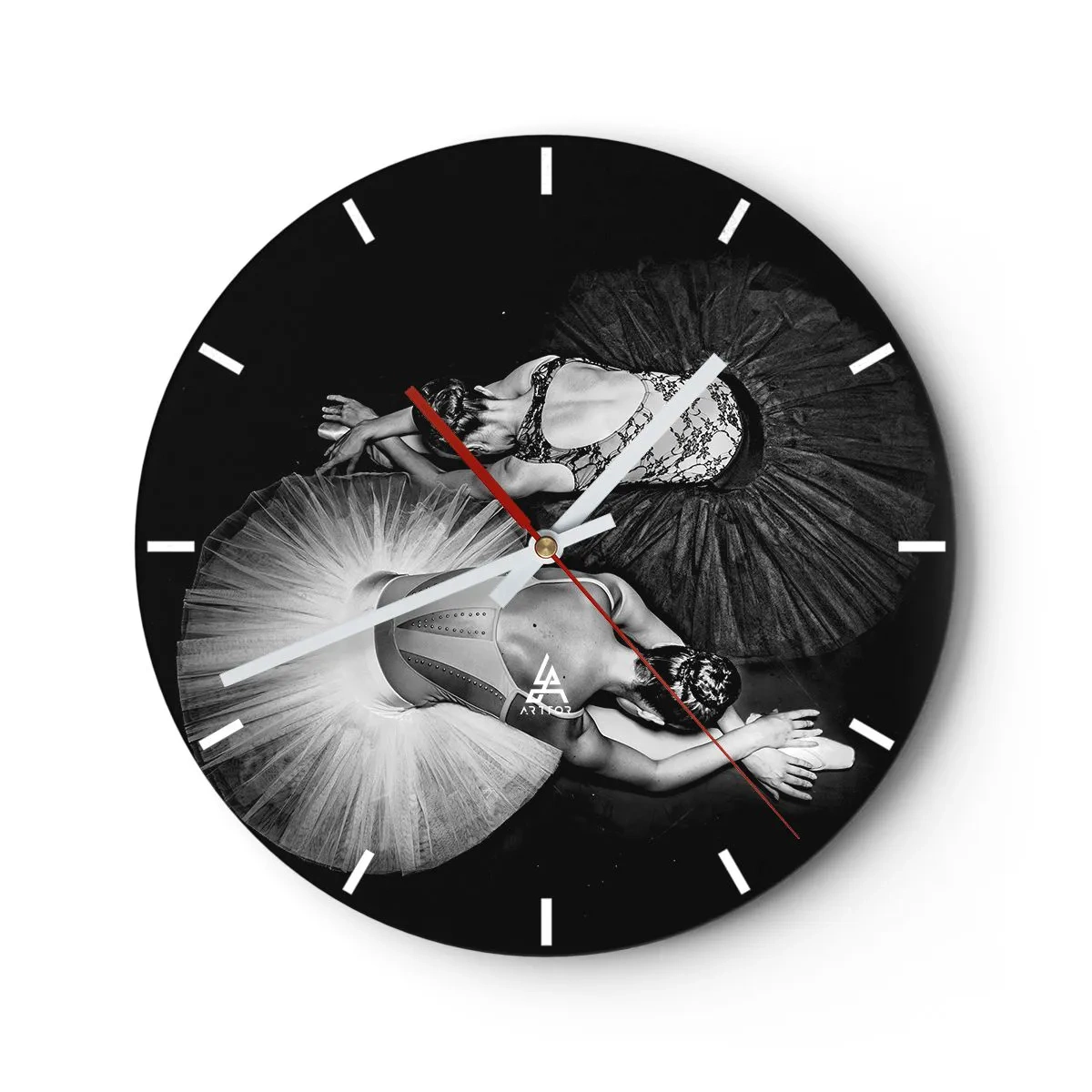 Relógio de parede - Relógio em vidro - Um astronauta flutuando no espaço acima da Terra - 30x30cm - Jin e yang – o equilíbrio perfeito - Decoração de parede moderna para a sala de estar, cozinha e quarto ARTTOR