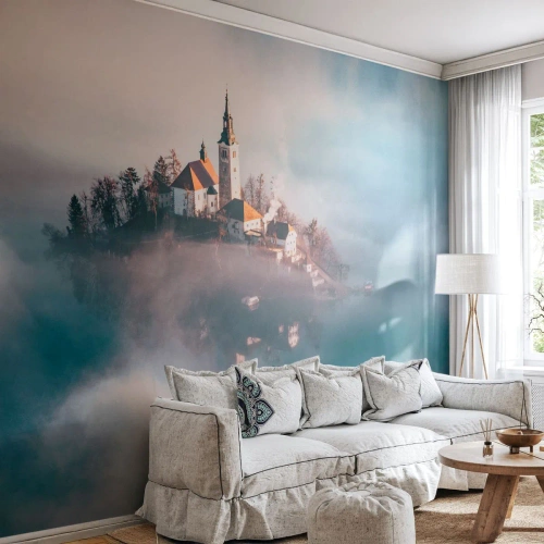 Papel de Parede Standard Eco - Uma ilha pitoresca com uma igreja cercada por neblina no lago - 100x70cm - A ilha dos Sonhos - Decoração de parede moderna para a sala de estar e quarto ARTTOR