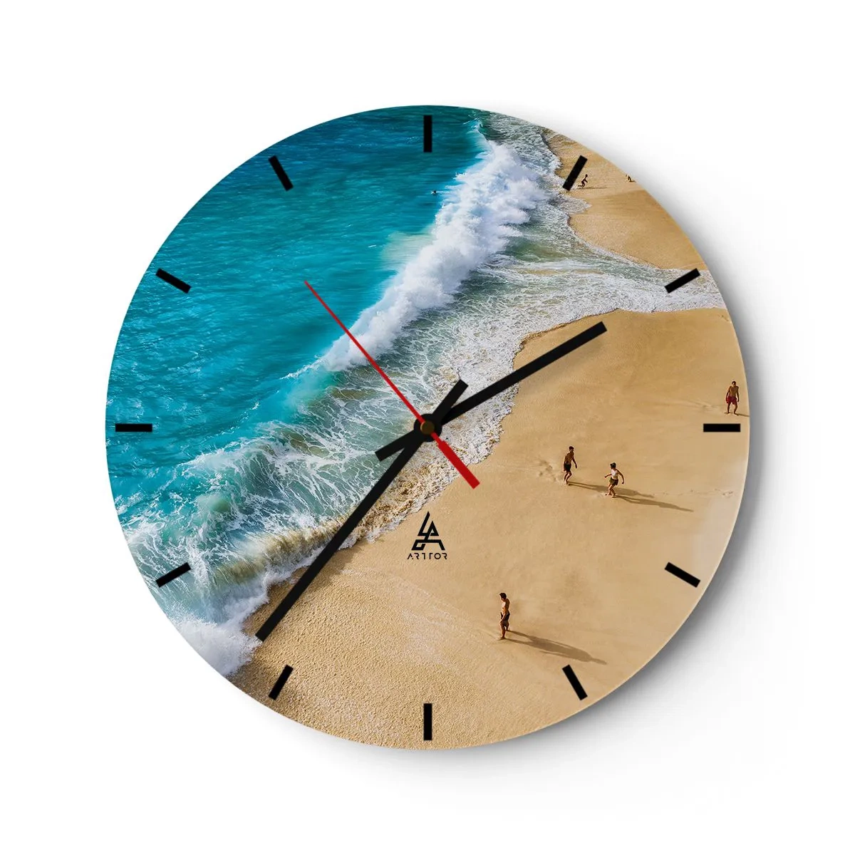 Relógio de parede - Relógio em vidro - Uma praia de areia com ondas turquesa e pessoas caminhando por aí - 30x30cm - E depois o sol, a praia… - Decoração de parede moderna para a sala de estar, cozinha e quarto ARTTOR