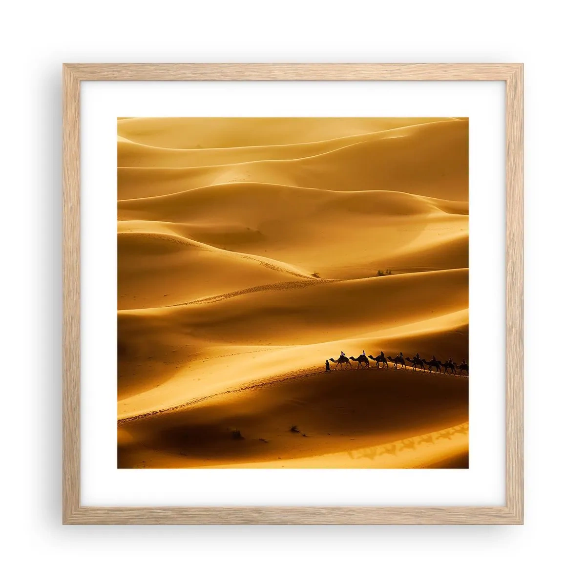 Pôster com moldura de carvalho claro - Caravana nas ondas do deserto - 40x40 cm