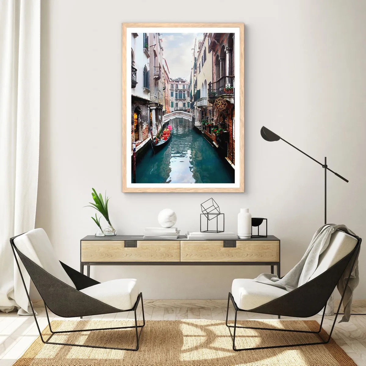 Pôster com moldura de carvalho claro - Paisagem veneziana com gôndola e ponte - 70x100 cm