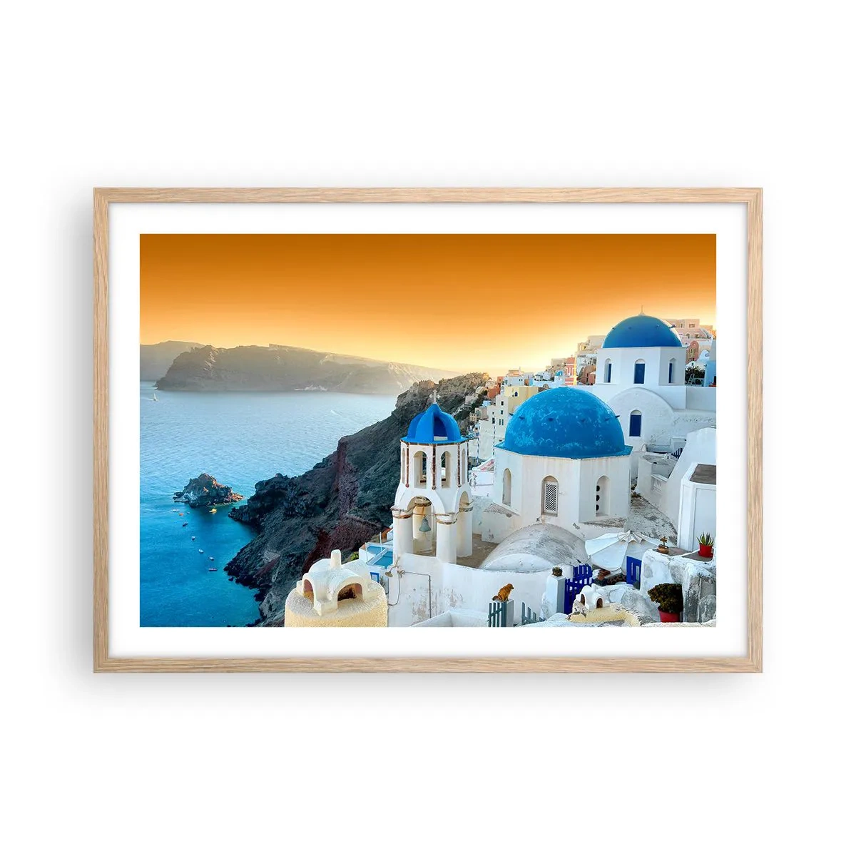 Pôster com moldura de carvalho claro - Santorini - abraçada às rochas - 70x50 cm