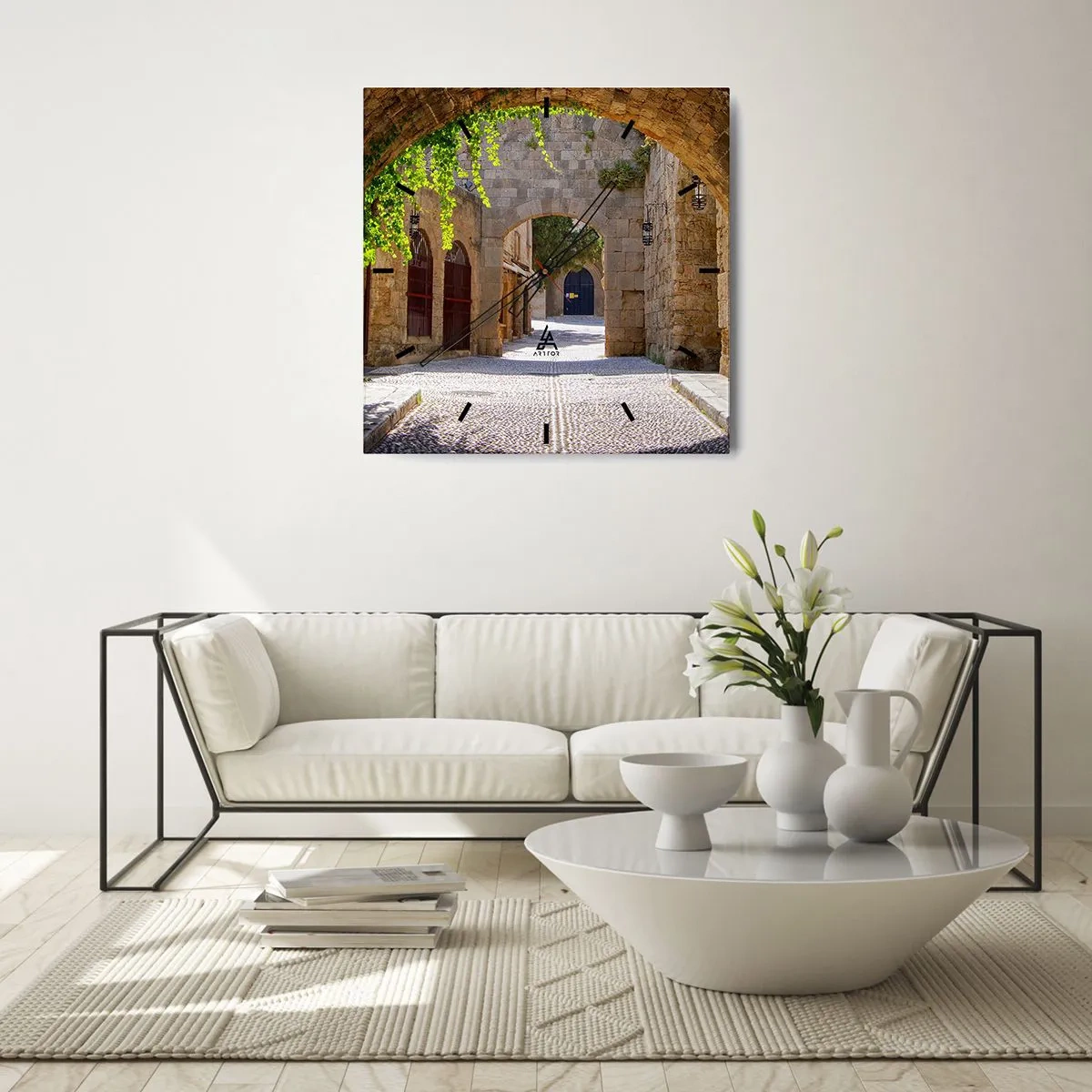 Relógio de parede - Relógio em vidro - Em breve aparecerá uma procissão - 40x40 cm