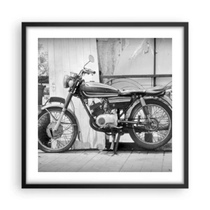 Pôster com moldura preta - O clássico acima de tudo - 50x50 cm