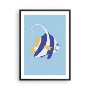 Pôster com moldura preta - Um gráfico minimalista de um peixe exótico em um fundo azul. - 50x70cm - Saudades das águas tropicais - Decoração de parede moderna para a sala de estar e quarto ARTTOR