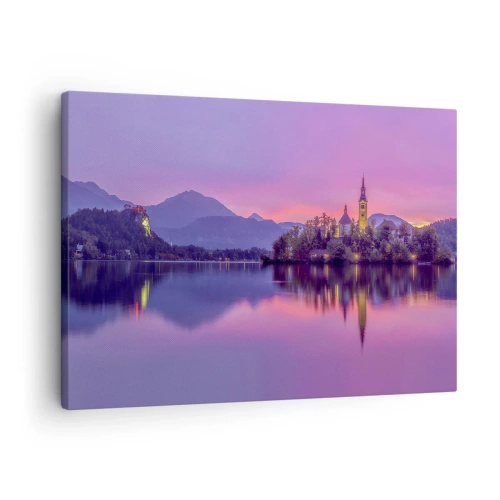 Quadro em tela - Lago com uma ilha e uma igreja ao pôr do sol - 70x50cm - Ilha de conto de fadas ao anoitecer  - Decoração de parede moderna para a sala de estar e quarto ARTTOR