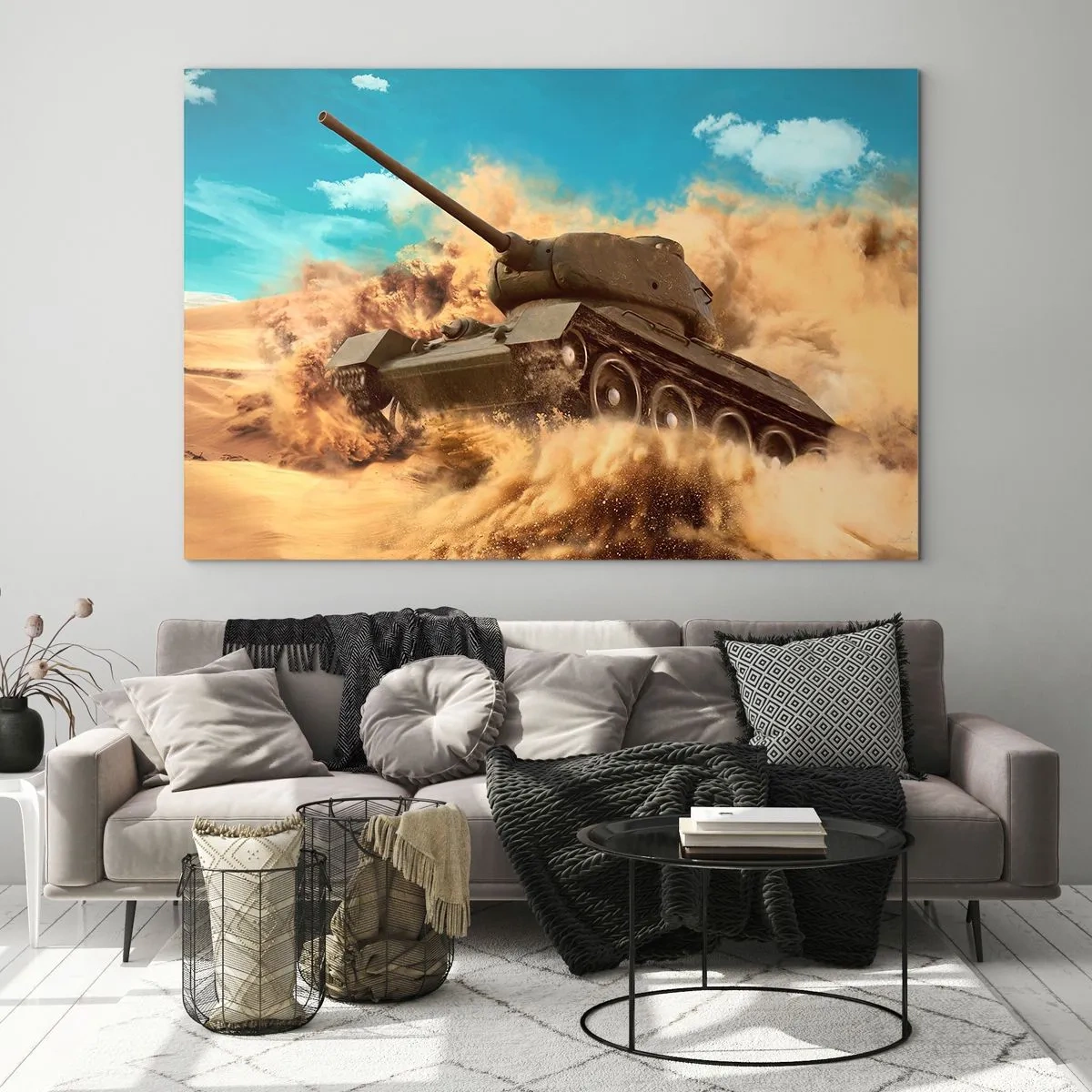 Quadro em vidro - Um tanque em movimento em um deserto com poeira voando e um céu brilhante - 70x50cm - Imbatível - Decoração de parede moderna para a sala de estar e quarto ARTTOR