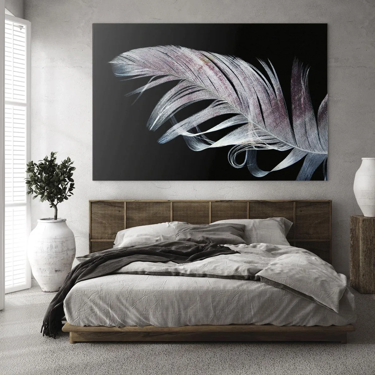 Quadro em vidro - Uma pena delicada sobre um fundo preto numa abordagem artística - 70x50cm - Pense no toque - Decoração de parede moderna para a sala de estar e quarto ARTTOR