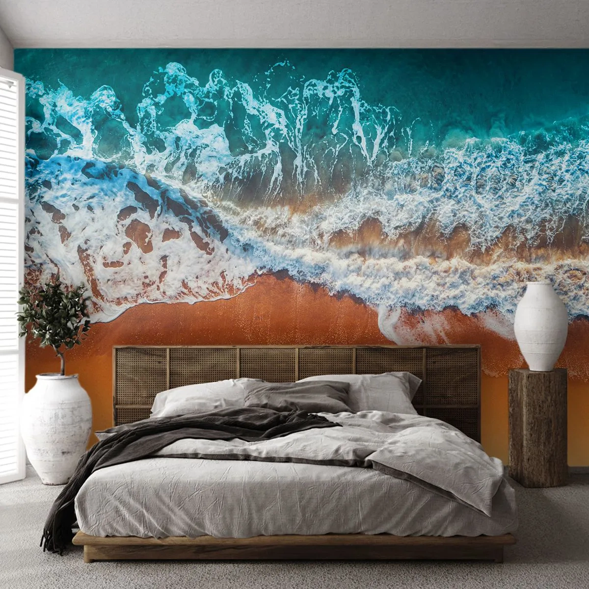 Papel de Parede Standard Eco - Uma vista aérea das ondas do oceano quebrando em uma praia de areia - 100x70cm - Sempre em par - Decoração de parede moderna para a sala de estar e quarto ARTTOR