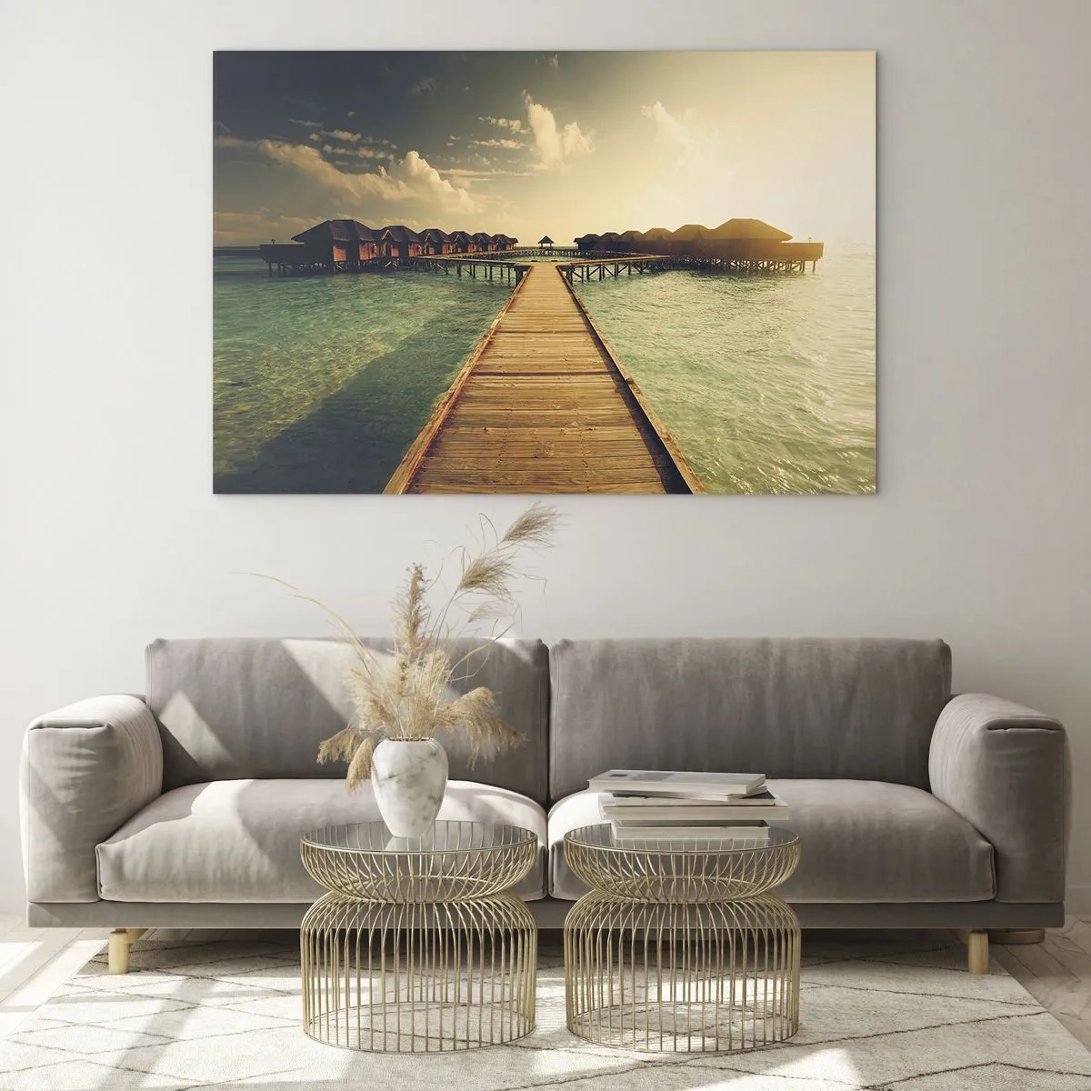 Quadro em vidro - O píer que leva aos chalés à beira-mar ao pôr do sol - 70x50cm - Um convite caloroso - Decoração de parede moderna para a sala de estar e quarto ARTTOR