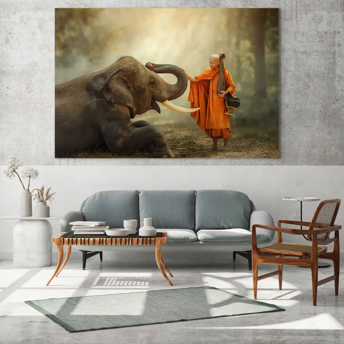 Quadro em vidro - Um monge em vestes laranja com um elefante em um ambiente natural - 70x50cm - Encontro na viagem - Decoração de parede moderna para a sala de estar e quarto ARTTOR
