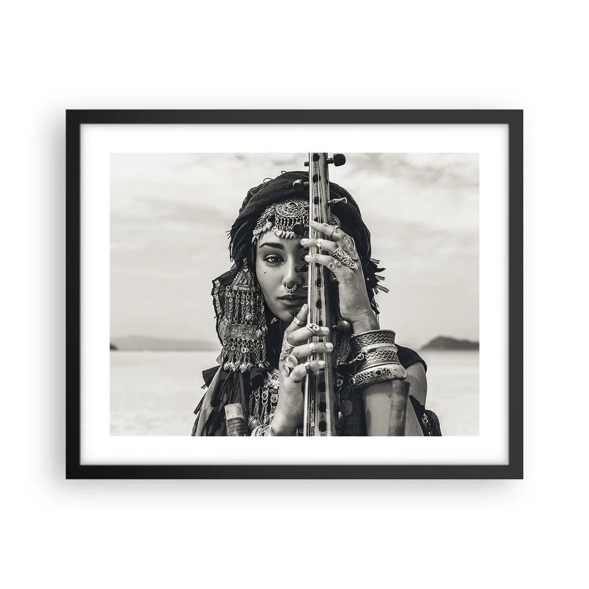 Pôster com moldura preta - A própria música oriental - 50x40 cm