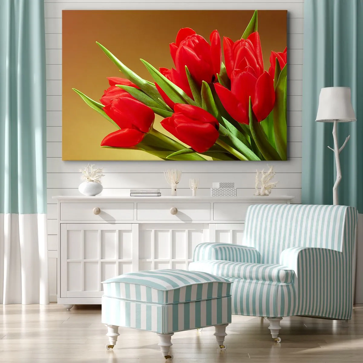 Quadro em tela - Um buquê de tulipas vermelhas sobre um fundo dourado com folhas verdes. - 70x50cm - Um ramo de alegria primaveril - Decoração de parede moderna para a sala de estar e quarto ARTTOR