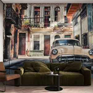 Papel de Parede Standard Eco - Um carro antigo tendo como pano de fundo uma rua colonial - 100x70cm - Siesta em Havana - Decoração de parede moderna para a sala de estar e quarto ARTTOR