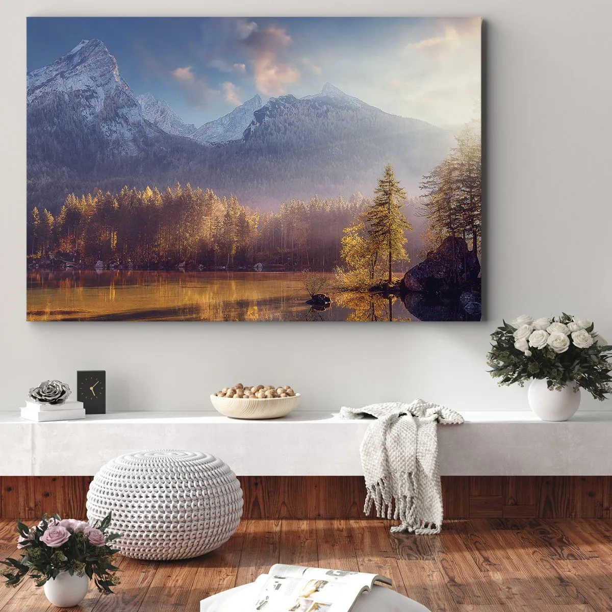 Quadro em tela - Vista pitoresca da floresta da montanha e do lago ao amanhecer - 70x50cm - Nas montanhas e vales - Decoração de parede moderna para a sala de estar e quarto ARTTOR