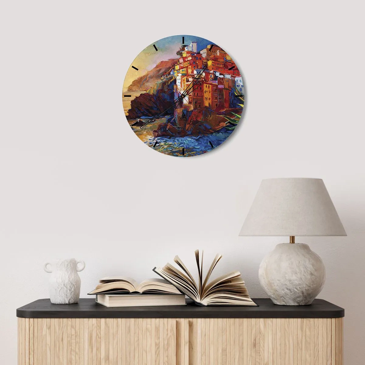 Relógio de parede - Relógio em vidro - Uma vila pitoresca em uma costa rochosa - 30x30cm - Vibrações italianas - Decoração de parede moderna para a sala de estar, cozinha e quarto ARTTOR