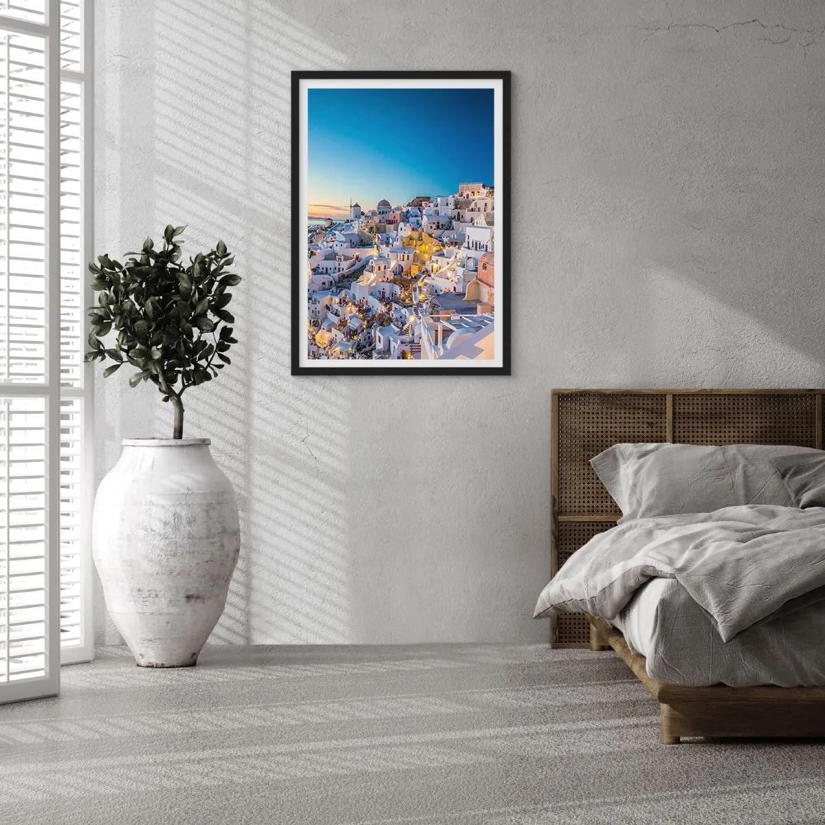 Pôster com moldura preta - Vista das casas iluminadas em Santorini ao pôr do sol - 50x70cm - A essência grega - Decoração de parede moderna para a sala de estar e quarto ARTTOR